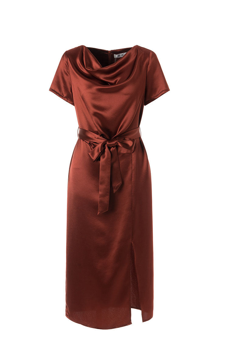 Robe en satin de soie de mûrier