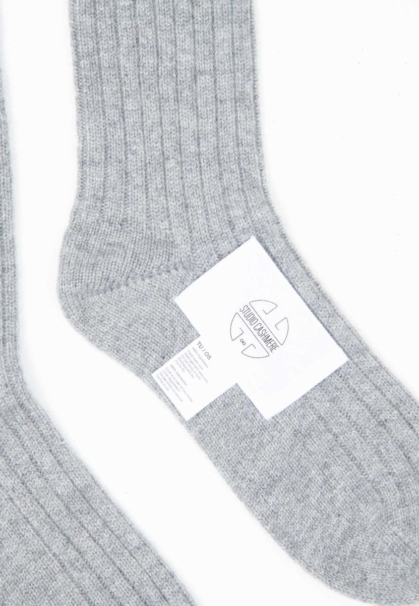 Chaussettes cachemire 4 fils gris clair - UNI 12-1